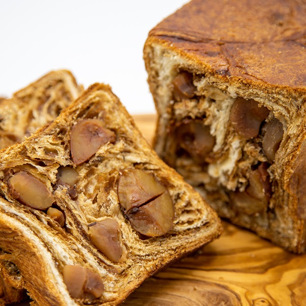 溢れる栗のクロワッサン食パン